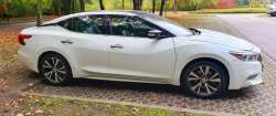 NISSAN MAXIMA SL